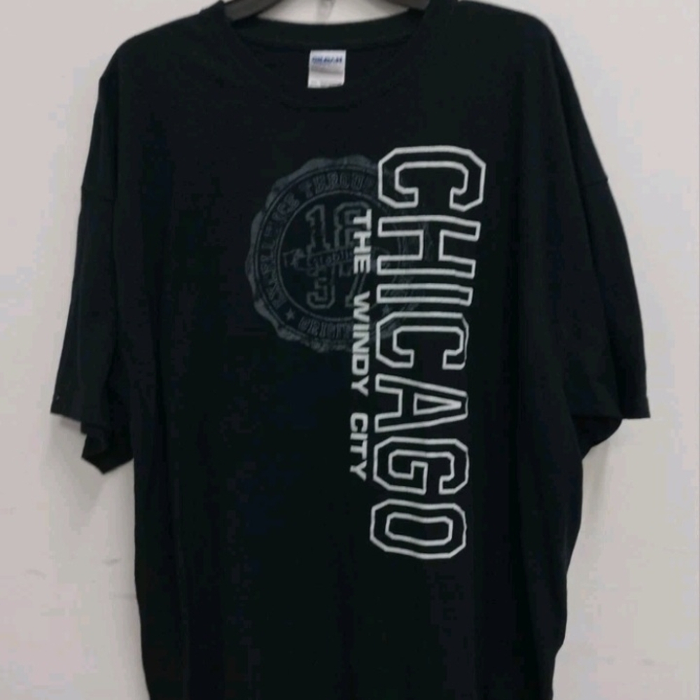 Chicago Windy City  Graphic Short-Sleeve T-Shirt - Black